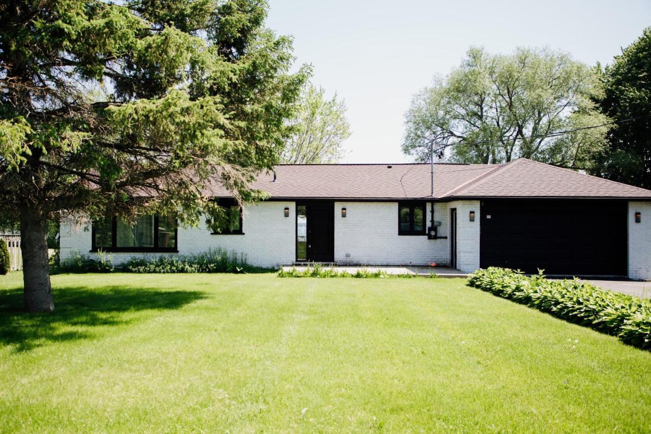 Wellers Landing - Prince Edward County Lakehouse Carrying Place Exterior foto